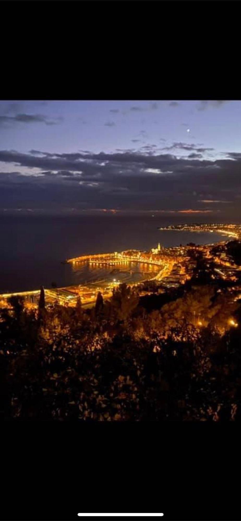 Menton Centre Vue Imprenable Sur Mer Et Jardin Bioves Exterior foto