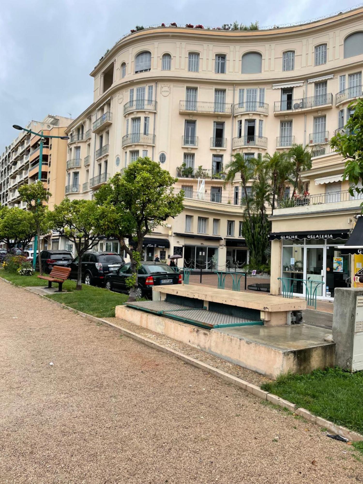 Menton Centre Vue Imprenable Sur Mer Et Jardin Bioves Exterior foto