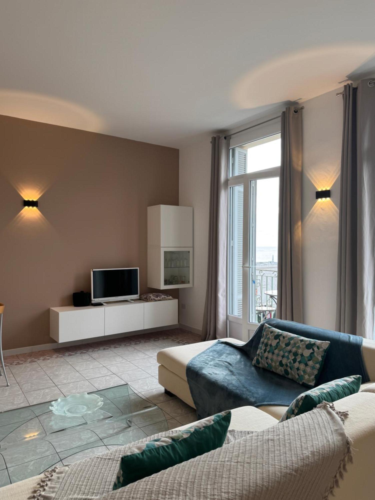 Menton Centre Vue Imprenable Sur Mer Et Jardin Bioves Exterior foto